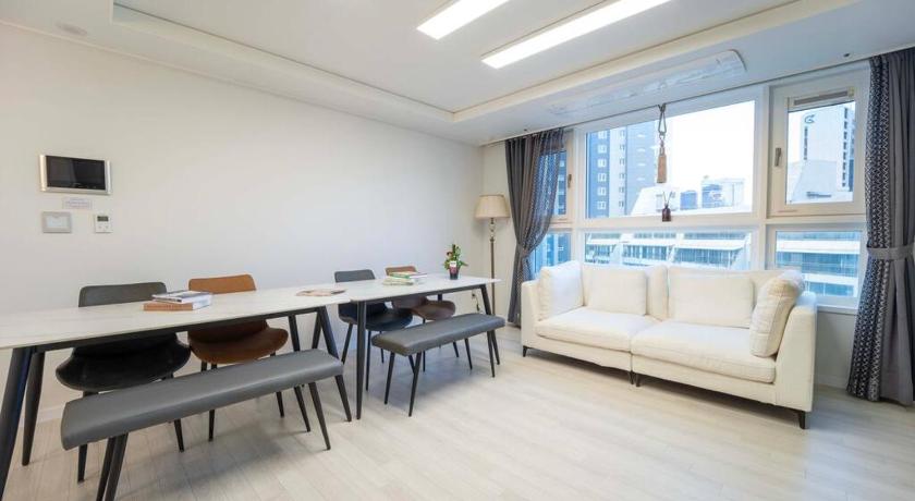 釜山 Haeundae Chocho stay 2 4星级 单人房 大堂