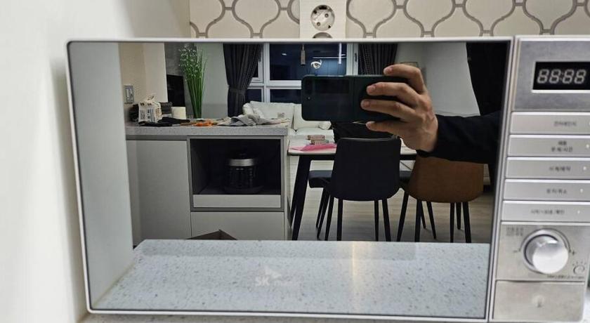 釜山 Haeundae Chocho stay 2 4星级 单人房 泳池