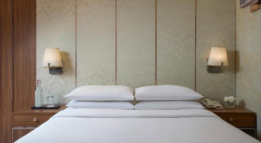 Image of Standard Cozy 6
