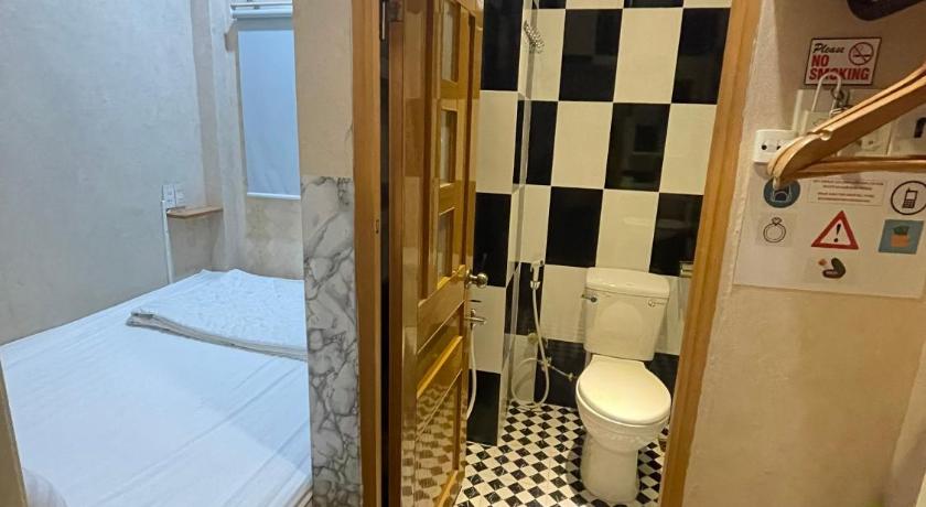 Winny Hotel - image 5