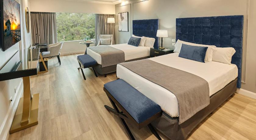 Image of Deluxe Room 4