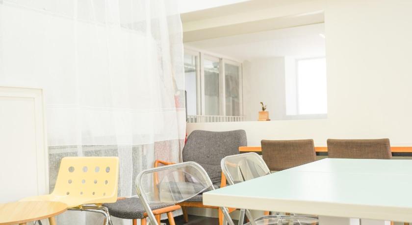 テグ Empathy Guesthouse 1つ星 ホテル プール