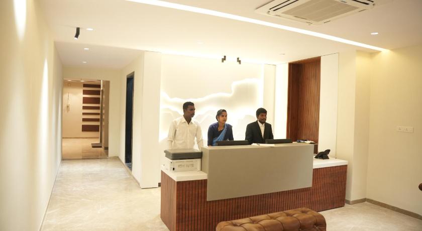 Hotel  New Blue Earth - image 2