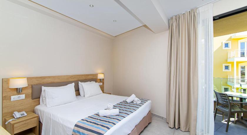Image of Superior One-Bedroom Triple Apartment 16