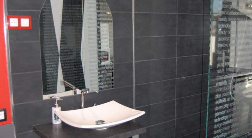 Image of Appartement-Standard-Douche 13