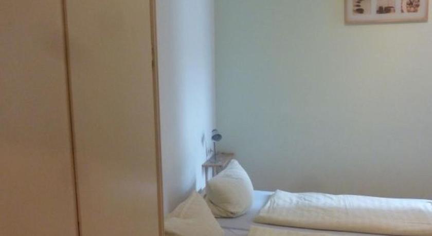 Image of 'Double Room with Private Bathroom 4