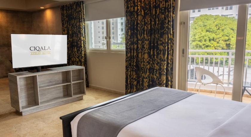 Image of Luxury Studio 4
