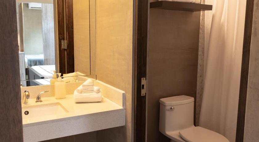 Image of Superior Queen Room 7