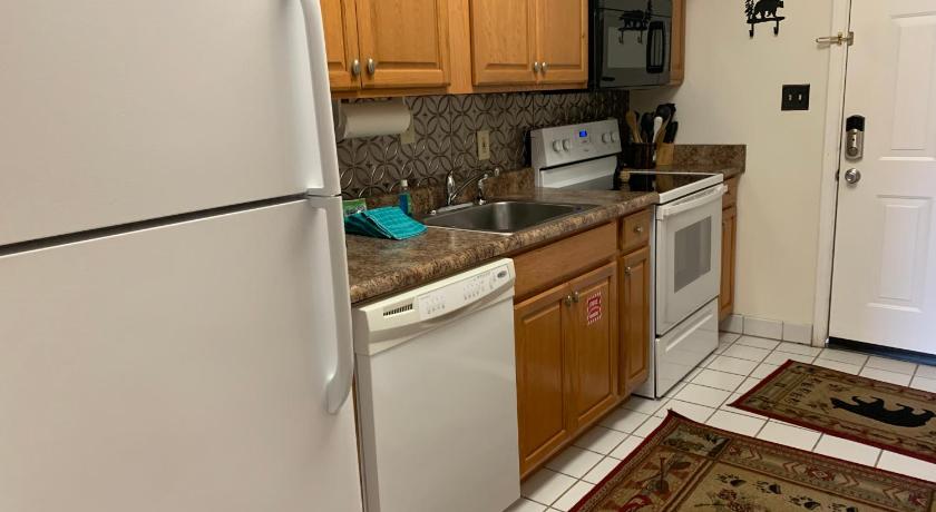 Image of Laurel Inn 602 1