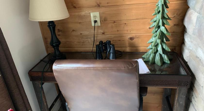 Image of Laurel Inn 602 14