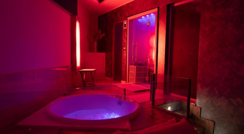 AETERNA SUITES SPA Apartment