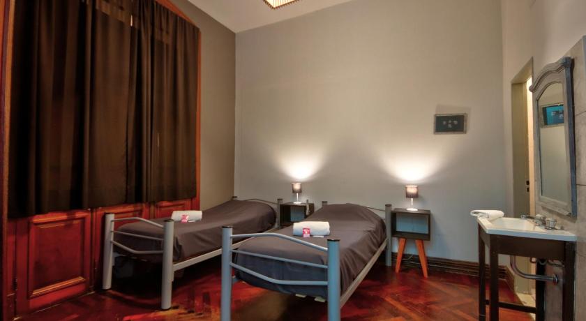 Image of Standard Twin Room 5