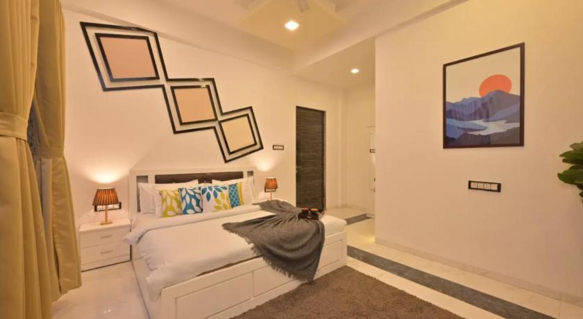 Image of Villa with Private Pool 11