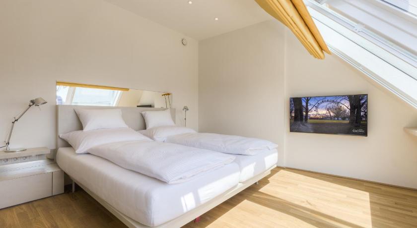 Image of Standard One-Bedroom Apartment 7