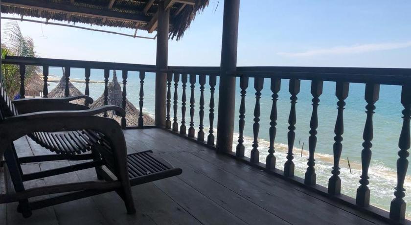 Image of Deluxe Double Room with Sea View 11