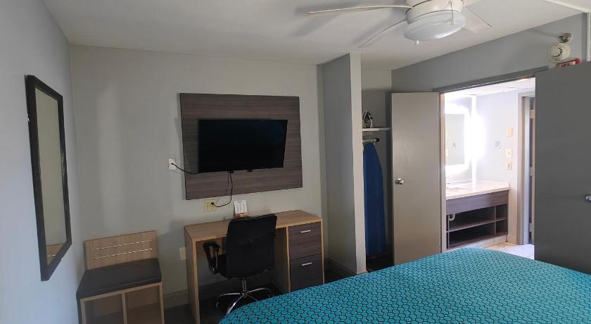 Image of Three-Bedroom Family Suite 3