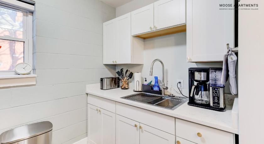 Memphis (TN) The Moose #7 - Instaworthy Studio with Amazing Views, Free Parking & Heated King Bed 4-Star Accommodation amenity