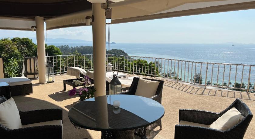 Image of 2 bedroom Sea View suite with panoramic rooftop 1