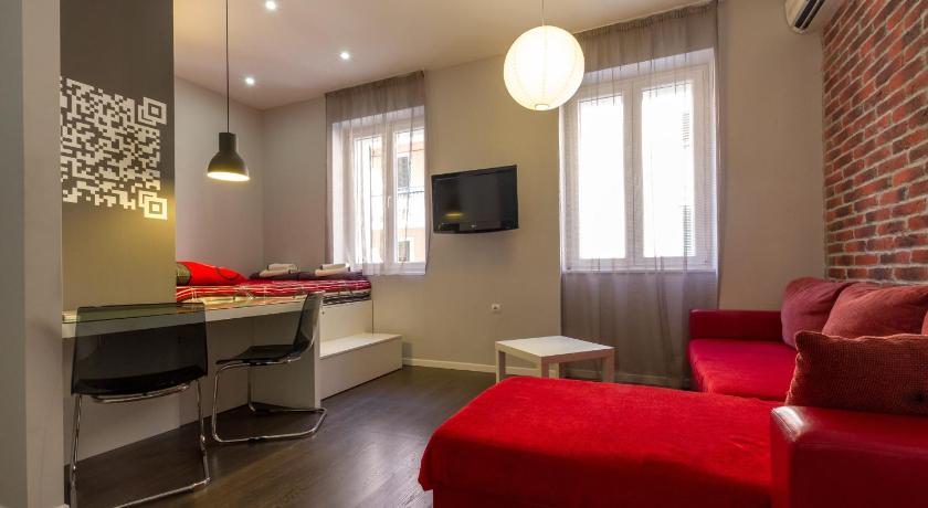 Apartments Aspalathos — Hotel in Split
