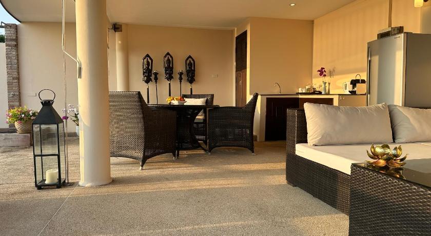 Image of 2 bedroom Sea View suite with panoramic rooftop 12