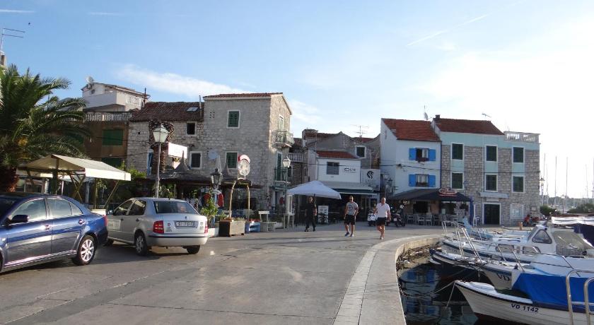 Boutique Apartments Julija - image 17