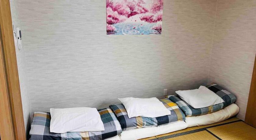大阪 全新上线花跡民宿4号館301，关西机场直达萩之茶屋出站1分钟！难波，心斋桥4分钟车程！ 3つ星 宿泊施設 客室