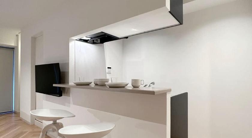 広島 b hotel Rijodori - City Central Studio Stay with Breakfast 4つ星 宿泊施設 ロビー