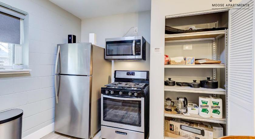 孟菲斯 (田纳西州) The Moose #9 - Brand New Luxe Modern loft with Free Parking, King Bed & Fast WiFi 4星级 单人房 客房