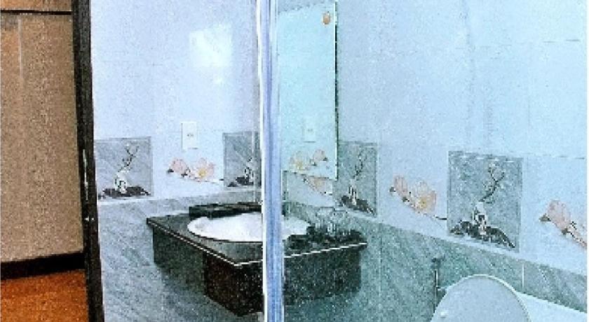 An Tin Hotel - image 28