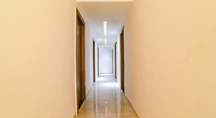 Collection O Hotel Kelvi – Indore, OH