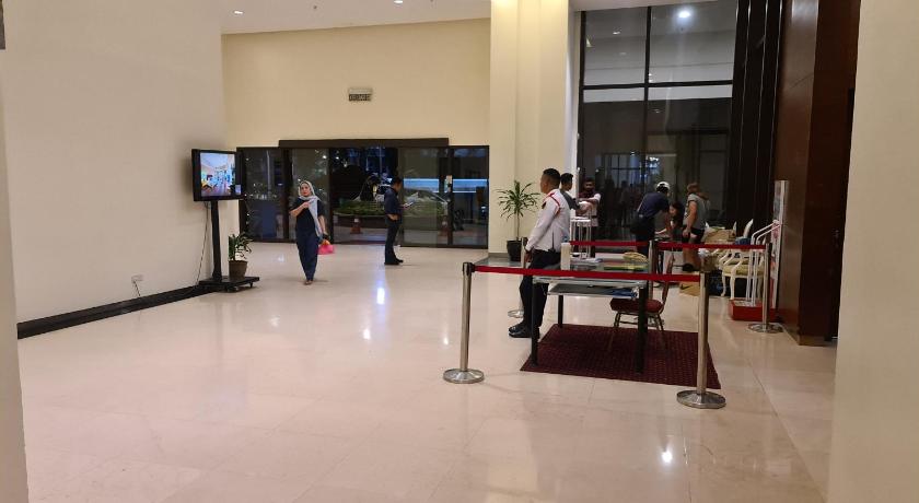 Nice World Service Suite at Times Square Kuala Lumpur - image 5