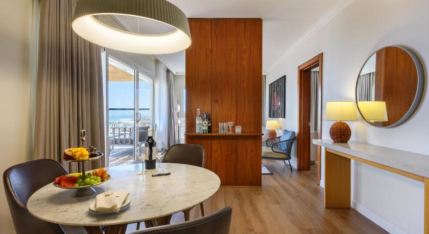 Image of Presidential Suite 8