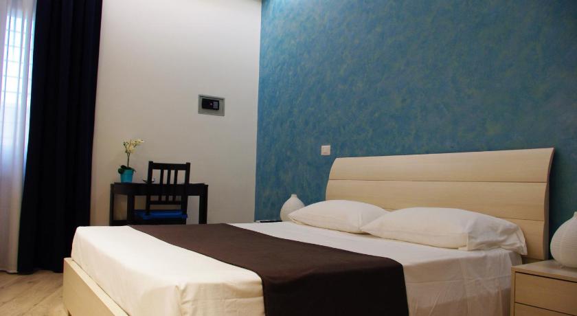 Image of Double Room 7