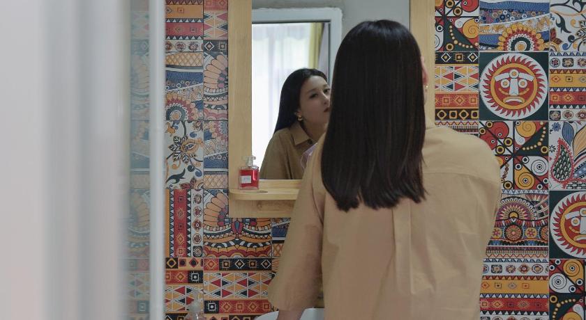 Image of Family Room with Terrace 4
