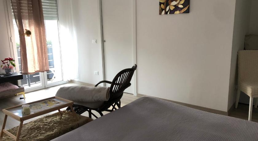 모데나 R&B MiDora Modena 4성급 호텔 레스토랑