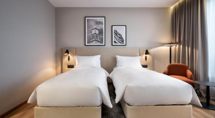 Image of Superior Room 1