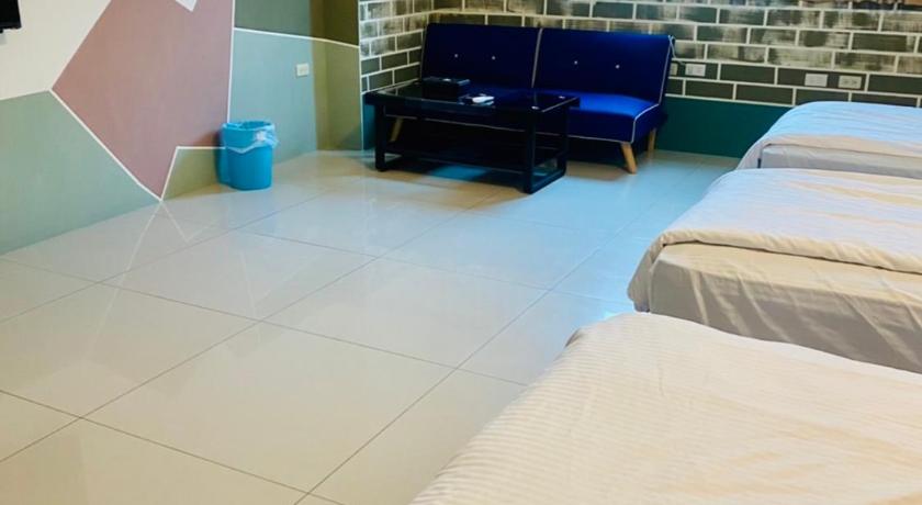 Image of Quadruple Room with Bathroom 3