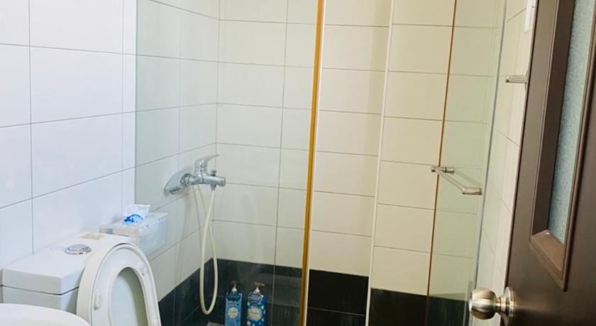 Image of Quadruple Room with Bathroom 7