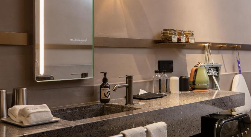 NOA Hotel Shenzhen - A Member of Design Hotels - image 8