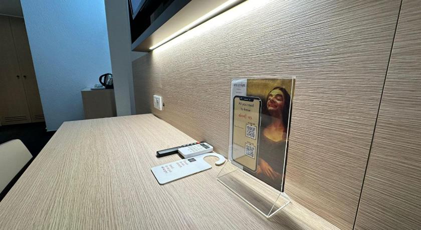 รูปของดีลักซ์ สำหรับ 3 คน (Deluxe Triple Room) 5
