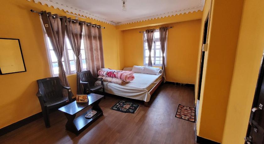 bhardwaj hotel