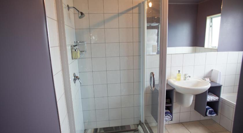 รูปของเอ็กเซ็กคูทีฟสตูดิโอ (Executive Studio) 12