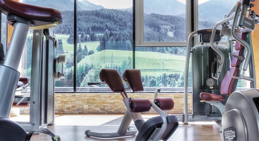 Dolomiten Residenz - Sporthotel Sillian photo