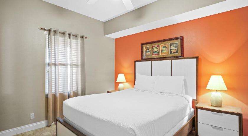 Image of Apartment with Sea View 5