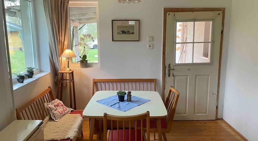 ラロクシュムジュシュ Charmantes Arkadenhaus mit großem Garten 4つ星 シングルルーム 眺望