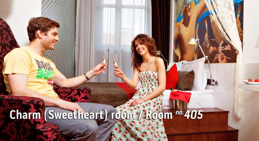 Image of Charm Room 10