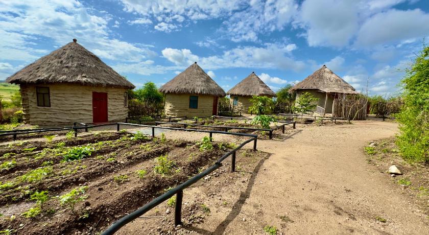 Maasai Eco Boma & Lodge - Experience Maasai Culture