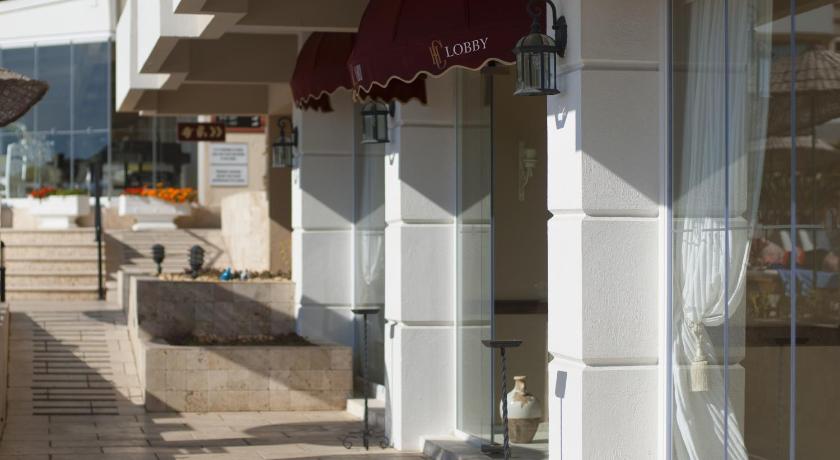 Hotel Carina photo