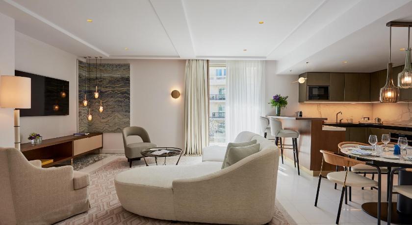 Image of Two-Bedroom Residence with Garden View 0