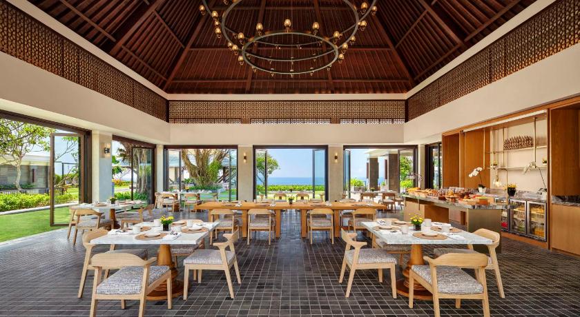 バリ Umana Bali, LXR Hotels & Resorts 5つ星 ホテル レストラン